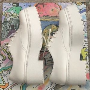 Jeffrey Campbell Shoes - White Jeffrey Campbell platforms Jeffrey Campbell Shoes - White Jeffrey Campbell platforms